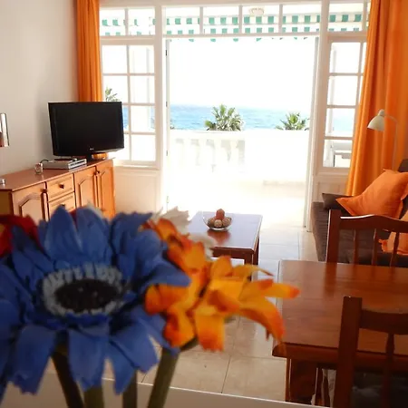 Frente La Playa Apartment