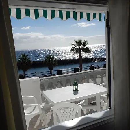 Frente La Playa Apartment Candelaria